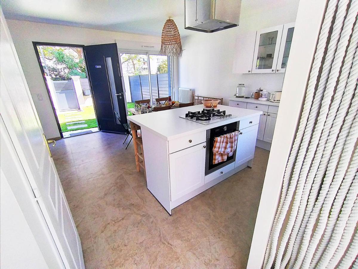 Dream Of Mediterranean House, Jacuzzi, Bbq, Delices Ensoleilles سارتروفيل المظهر الخارجي الصورة